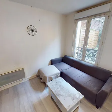 F2 - Rez De Chaussee Rue Franklin *